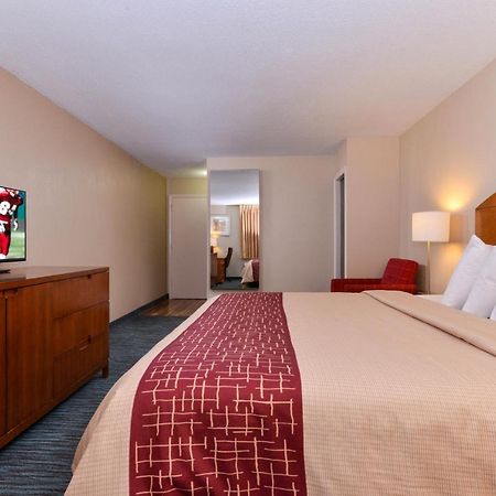 Red Roof Inn צ'יימברסבורג מראה חיצוני תמונה